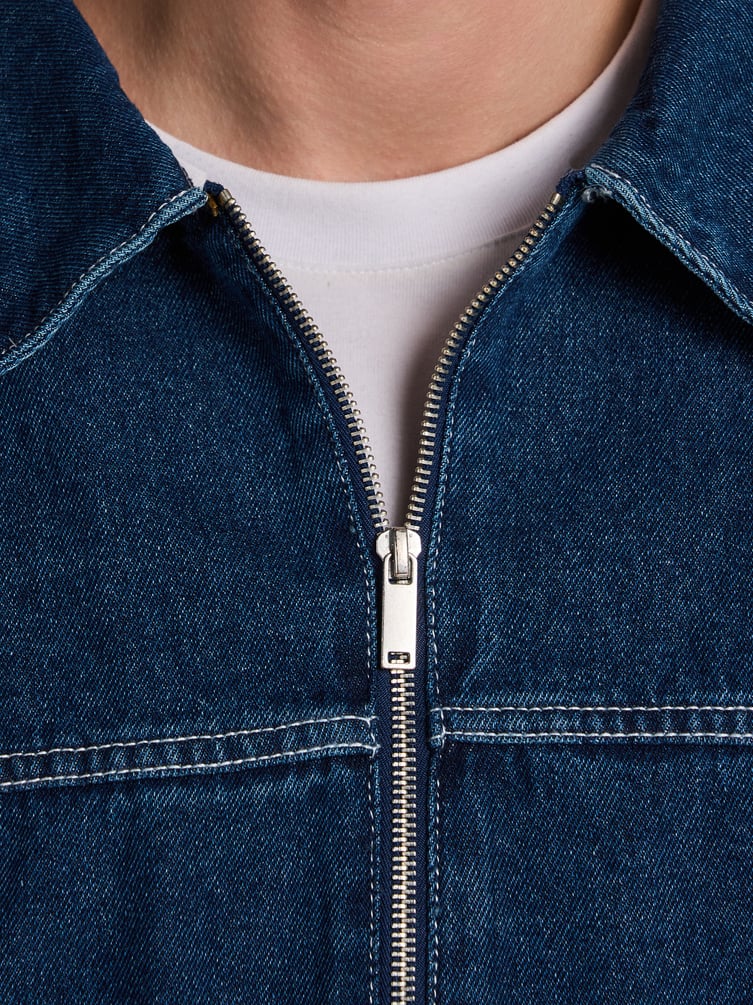 Куртка джинсовая на молнии