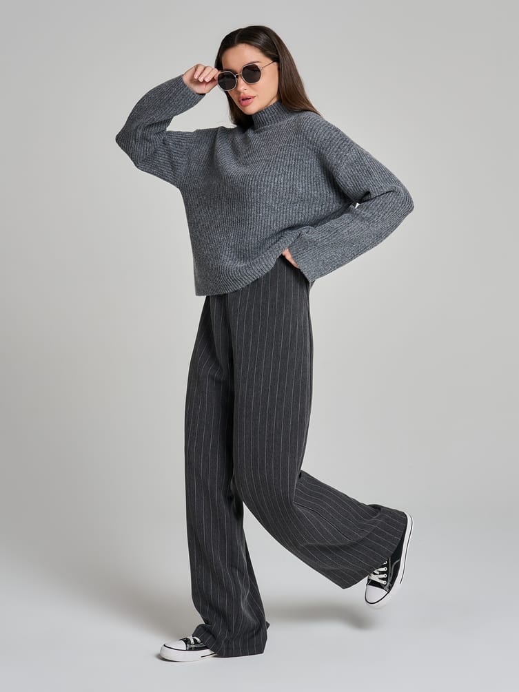 Свитер вязаный теплый