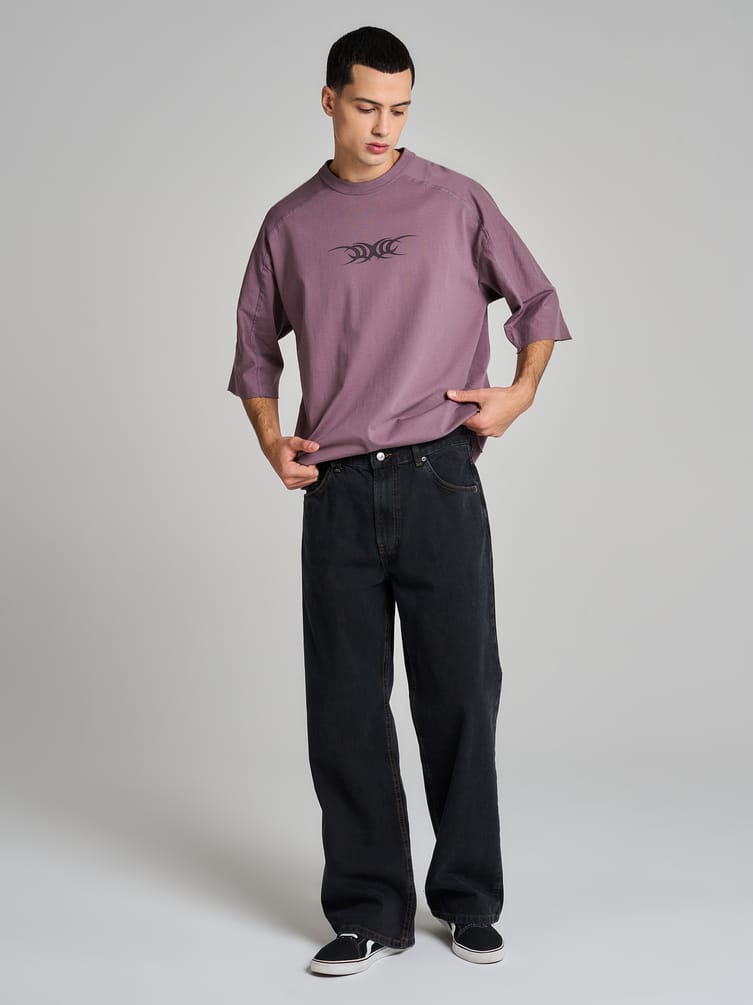 Джинсы слегка расклешенные