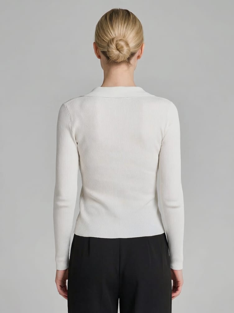 Джемпер приталенный с завязками