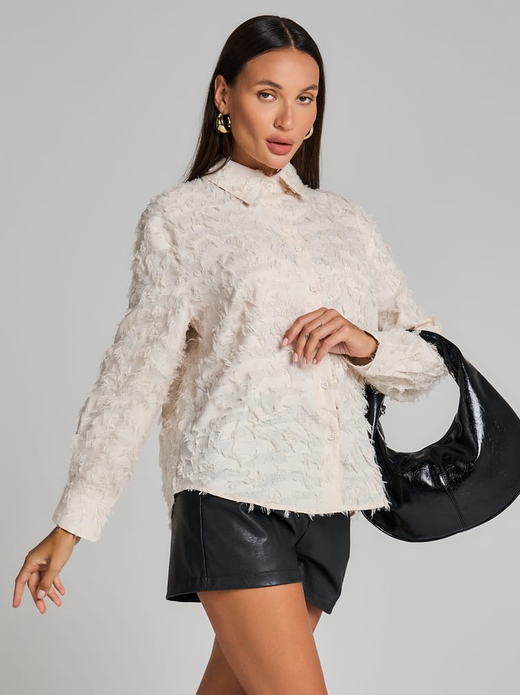 Блузка нарядная с бахромой