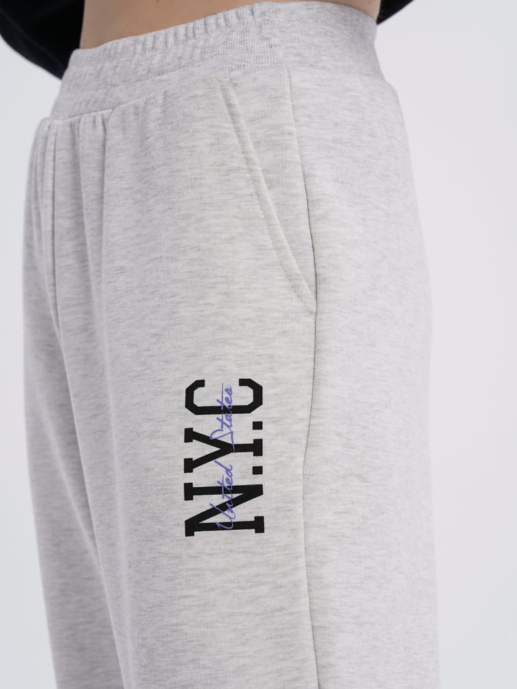 Спортивные теплые брюки с надписью N.Y.C.