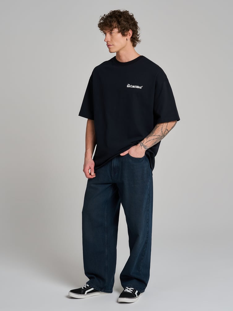 Футболка оверсайз с принтом на спине