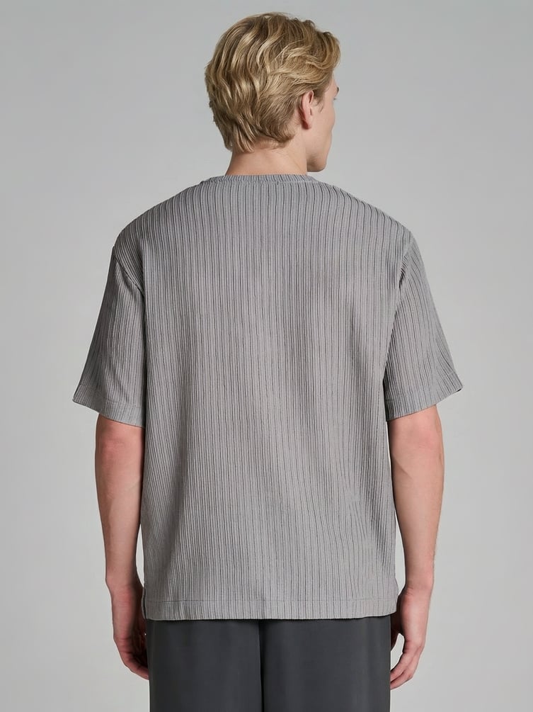 Футболка летняя из жатой ткани