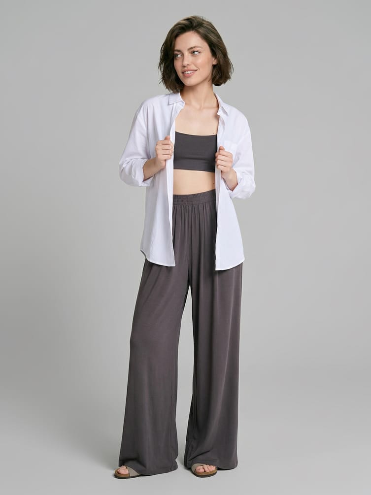 Пижама оверсайз с топом и широкими брюками