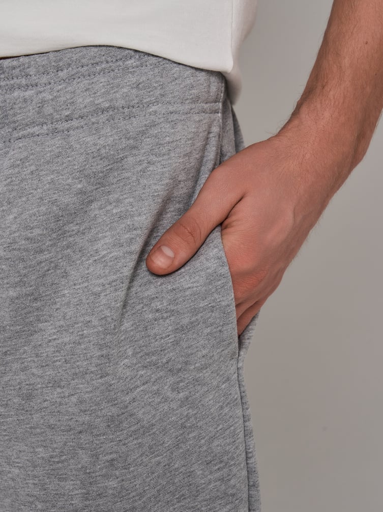 Спортивные брюки джоггеры оверсайз