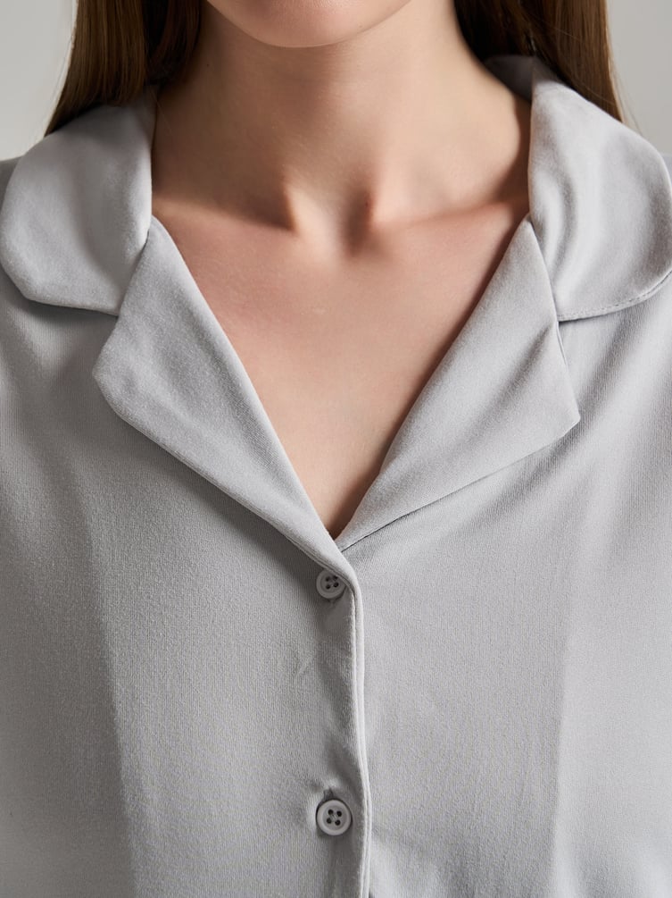 Пижама с рубашкой и брюками