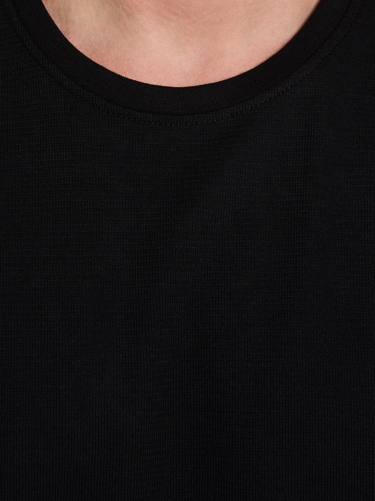 Футболка однотонная с коротким рукавом