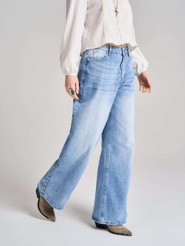 Джинсы широкие