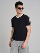 Футболка спортивная с лампасами