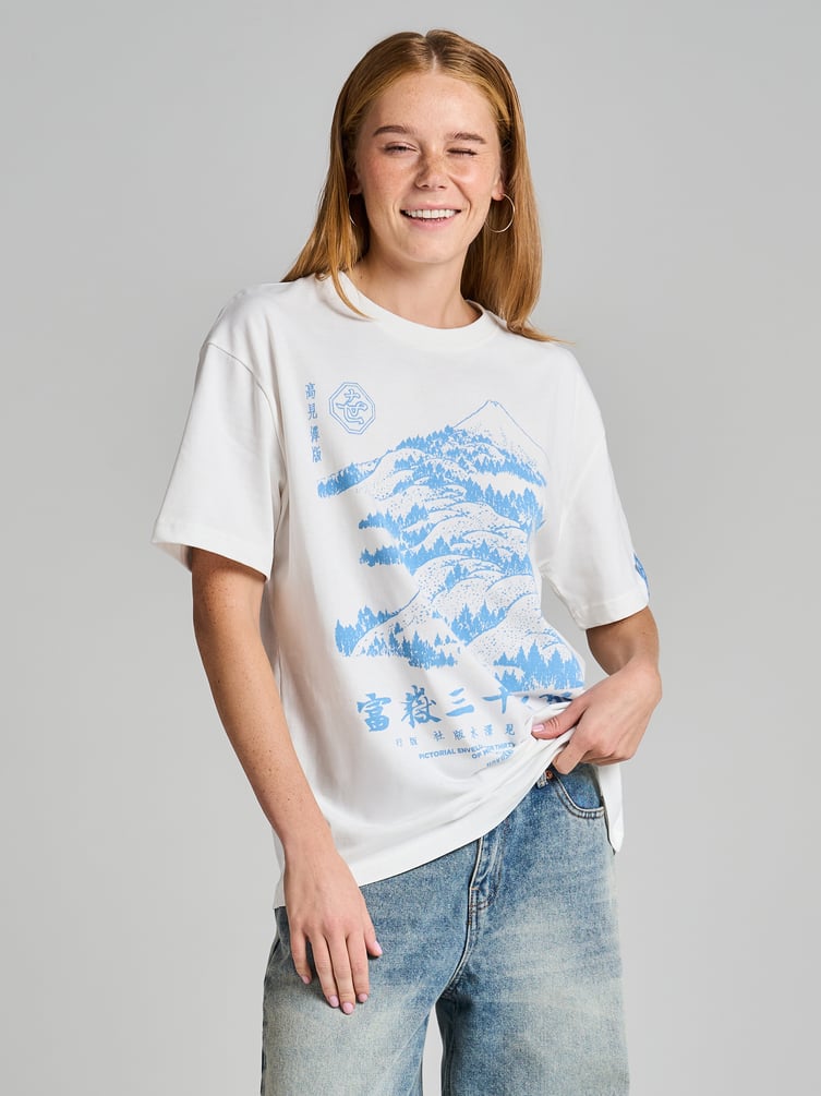 Футболка с принтом гор