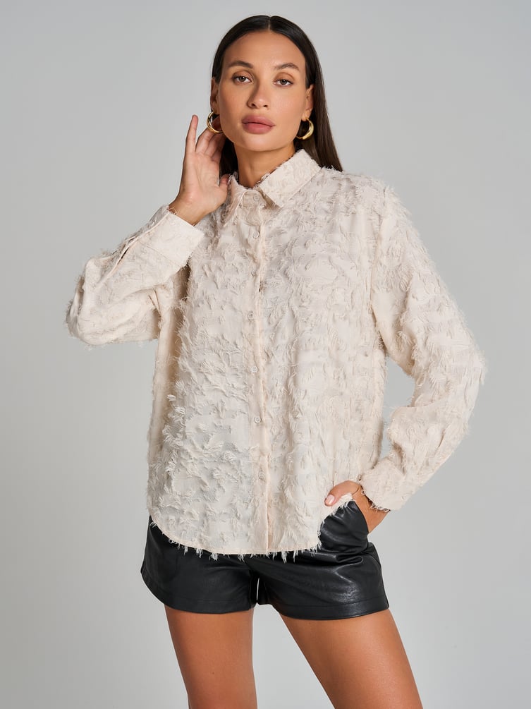 Блузка нарядная с бахромой