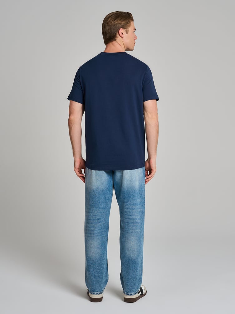 Базовая плотная классическая футболка