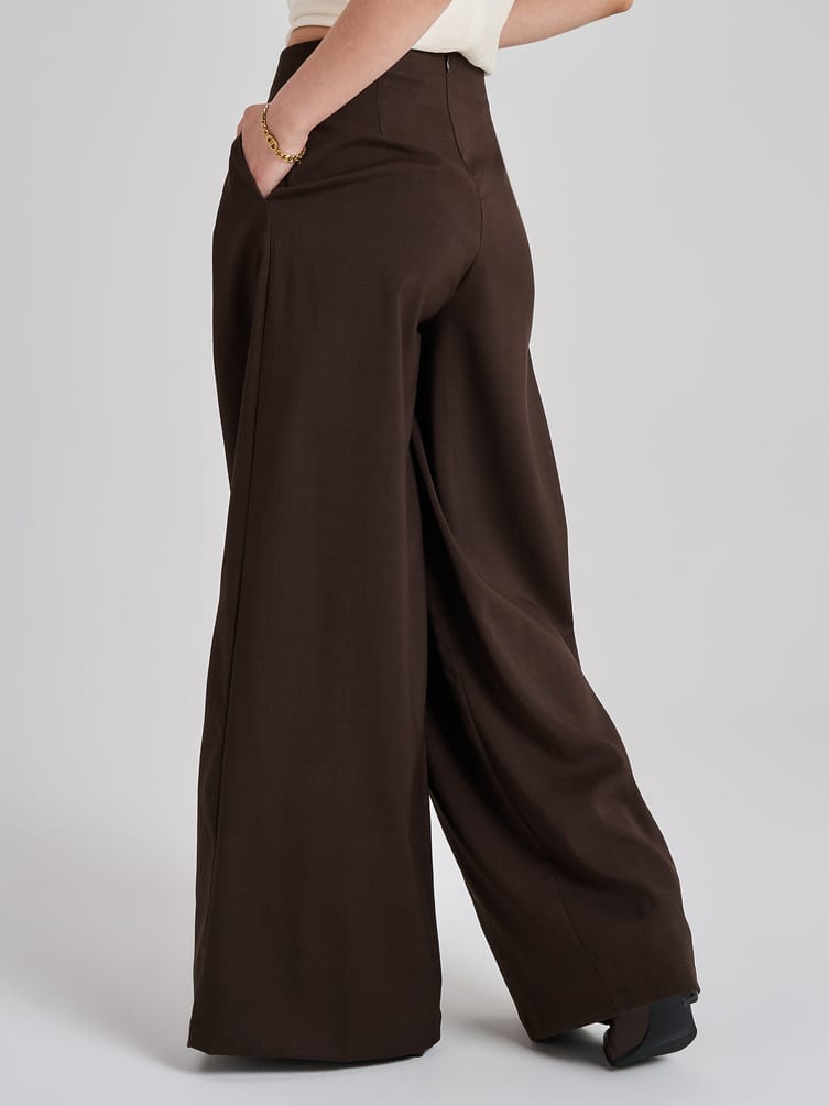 Брюки палаццо классические с защипами