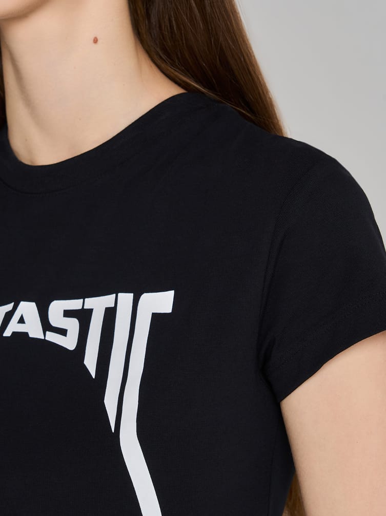 Футболка облегающая с надписью Fantastic