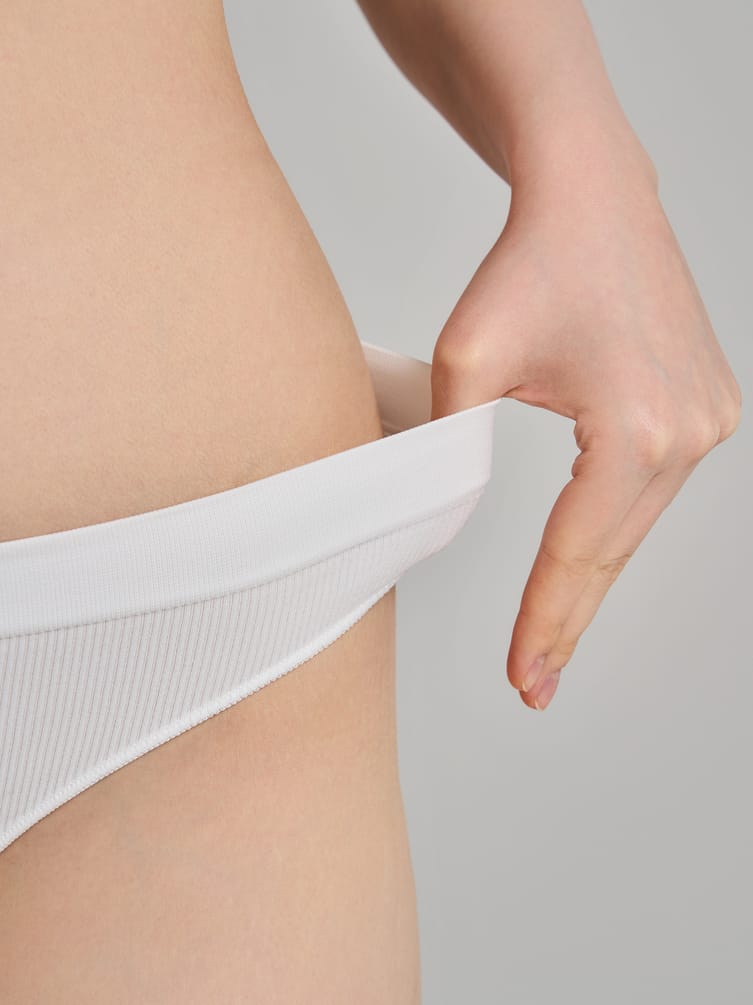 Трусы-танга - 2 шт. в рубчик