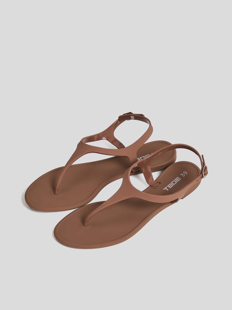 Босоножки летние открытые