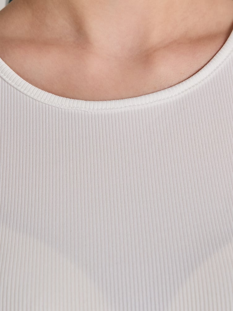 Платье нарядное с воланами