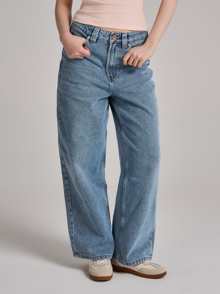 Джинсы багги широкие с вареным эффектом