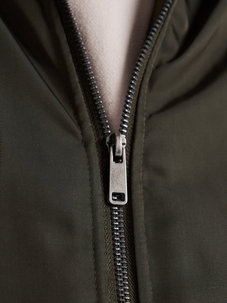 Куртка бомбер демисезонная