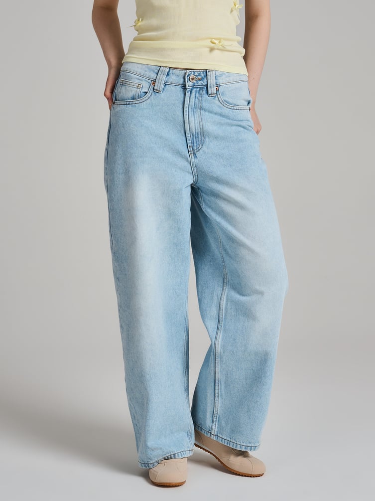 Джинсы багги широкие с вареным эффектом