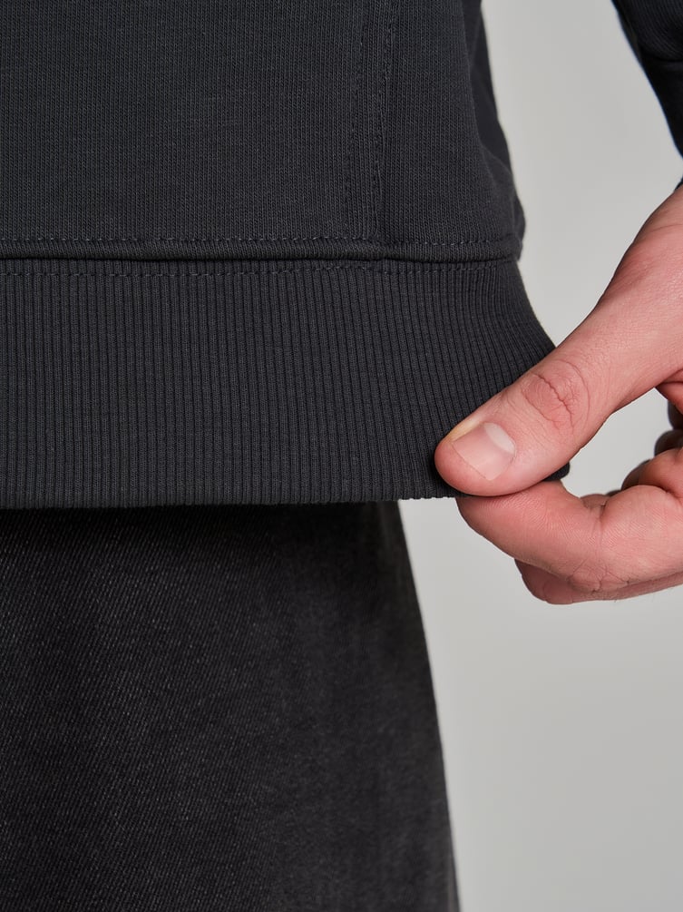 Толстовка оверсайз с капюшоном