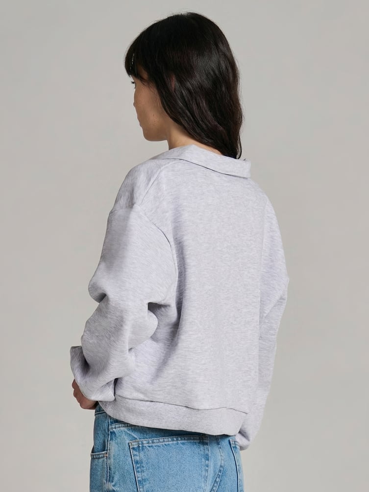 Свитшот без начеса с воротничном