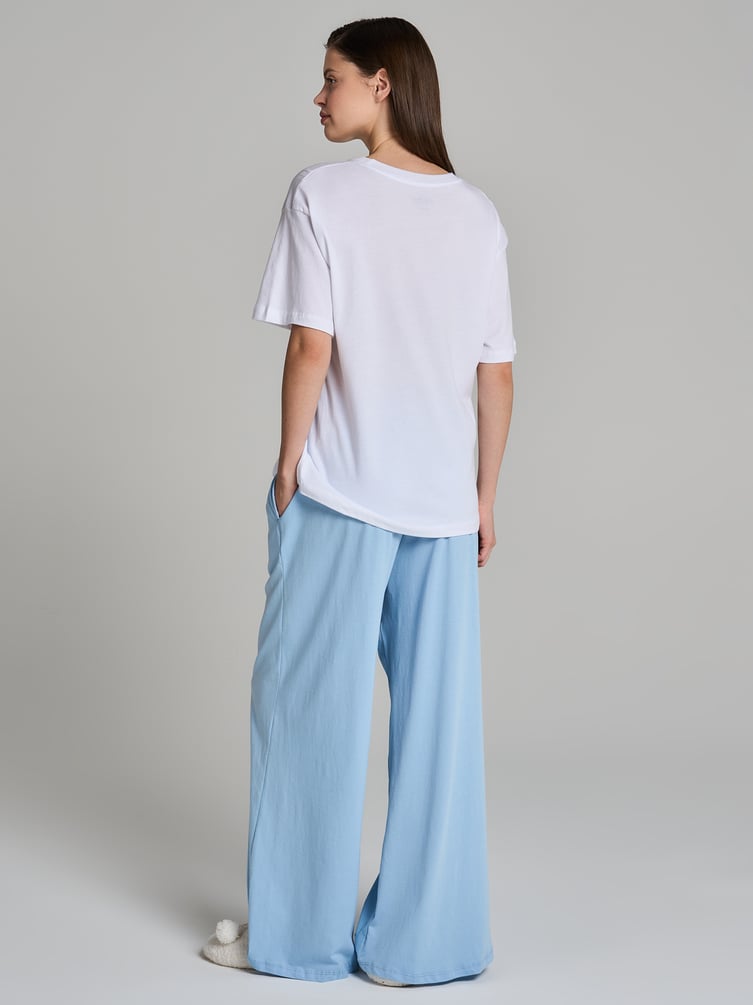 Пижама с принтом и брюками в полоску