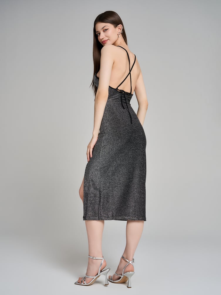 Вечернее платье миди на бретелях