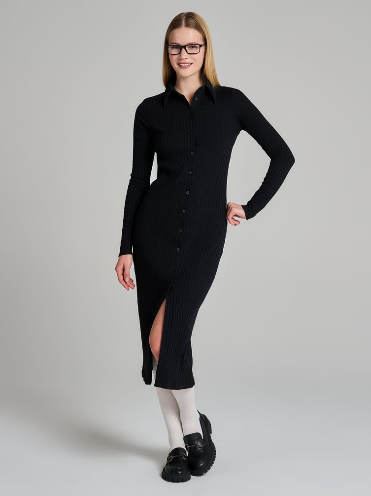 Платье офисное миди на пуговицах
