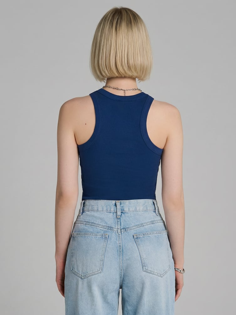 Майка в рубчик на широких бретелях