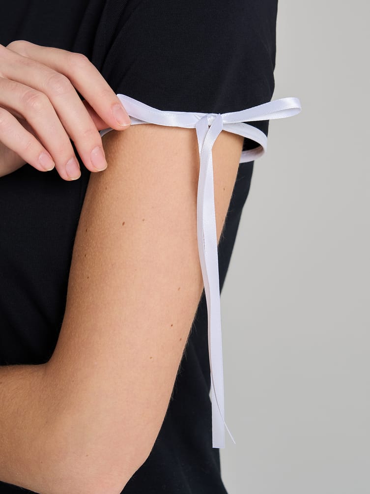 Футболка классическая с бантиками