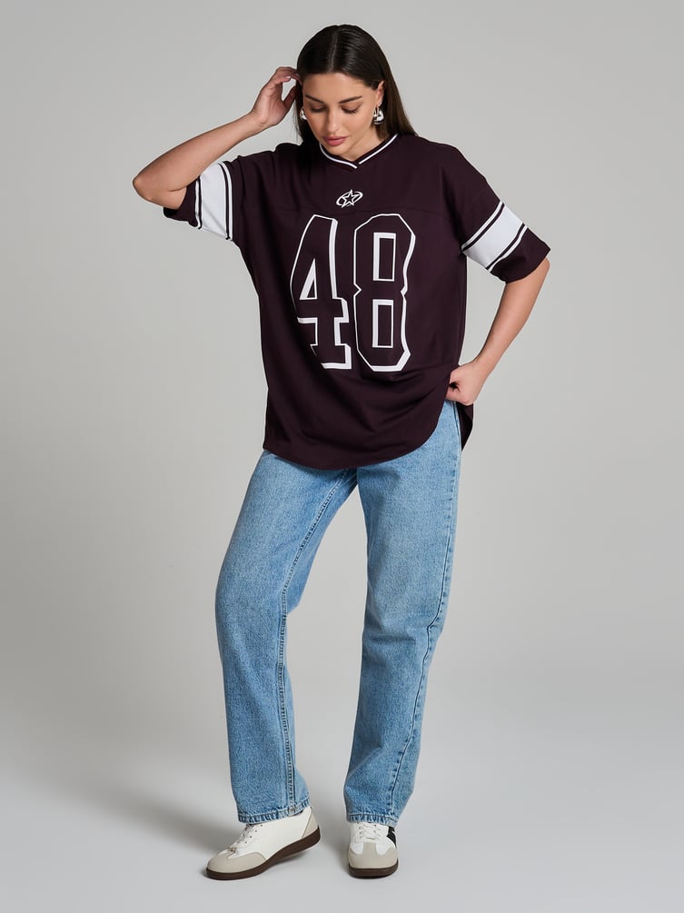 Спортивная футболка с надписью