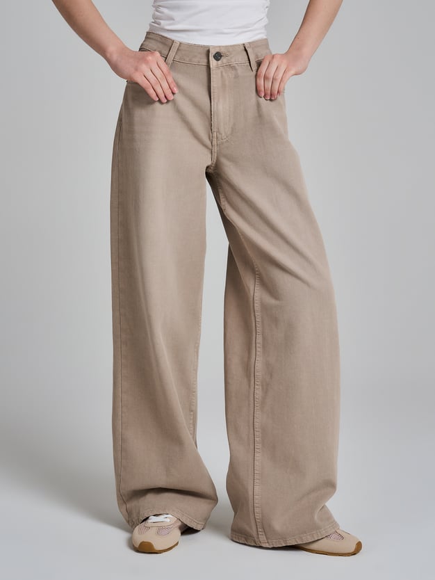 Джинсы широкие с вареным эффектом