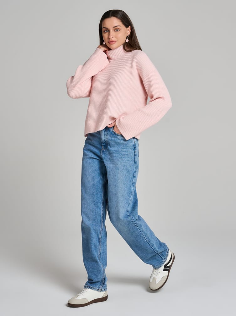 Свитер вязаный теплый