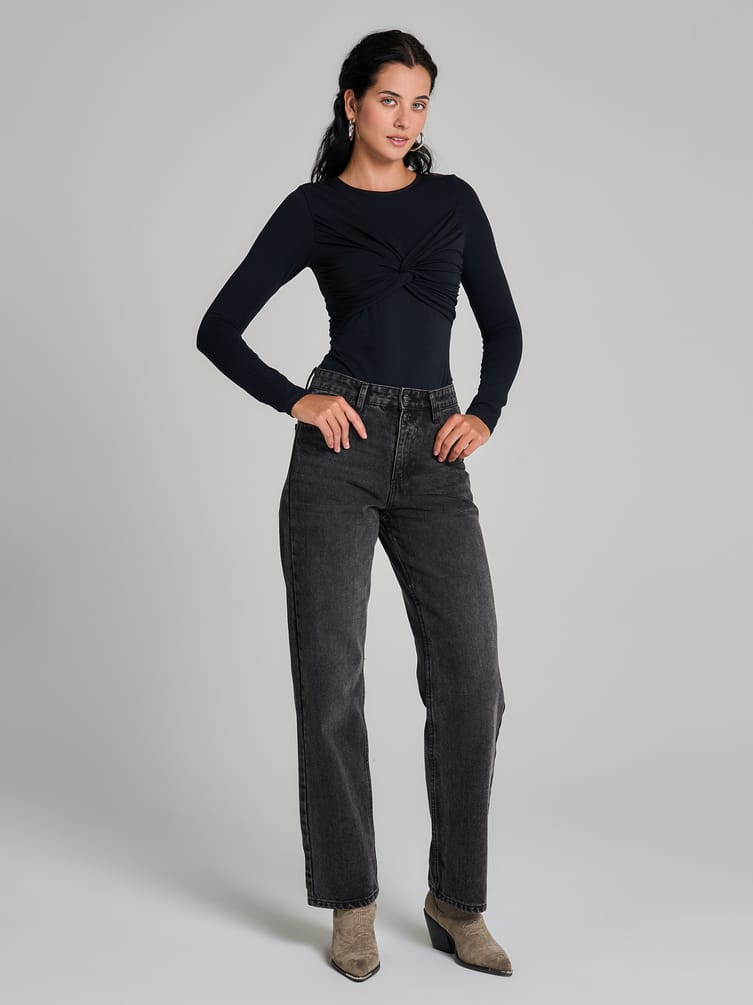 Облегающее боди-блузка с драпировкой и длинным рукавом