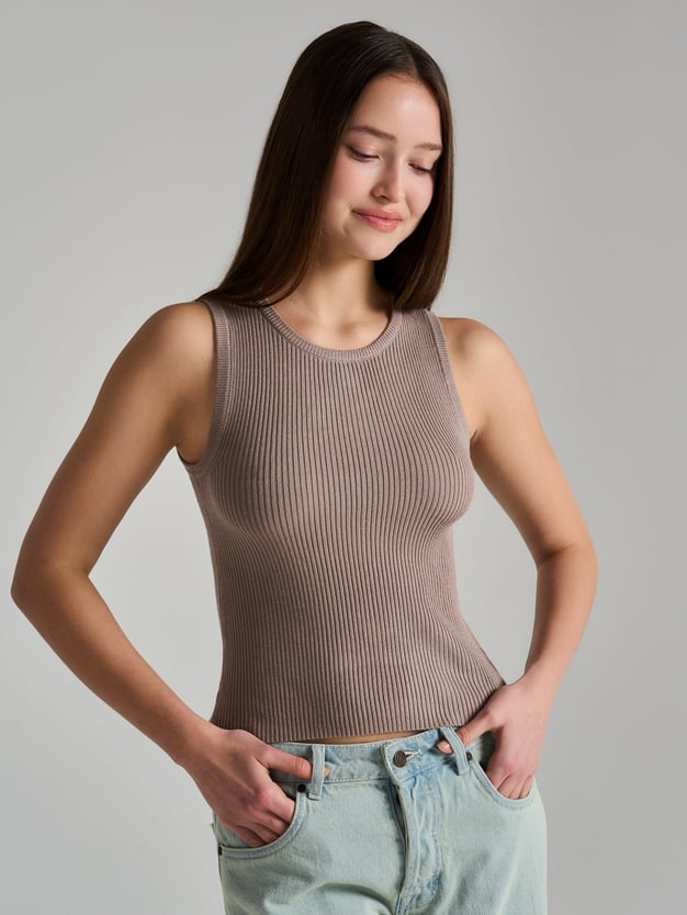 Топ лапша на широких бретелях