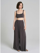 Пижама оверсайз с топом и широкими брюками