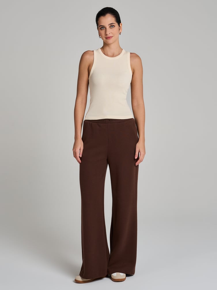 Майка на широких бретелях с вареным эффектом