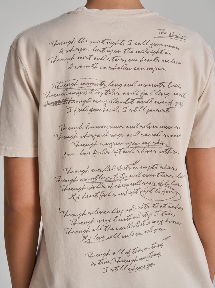 Футболка варенка с надписью на спине