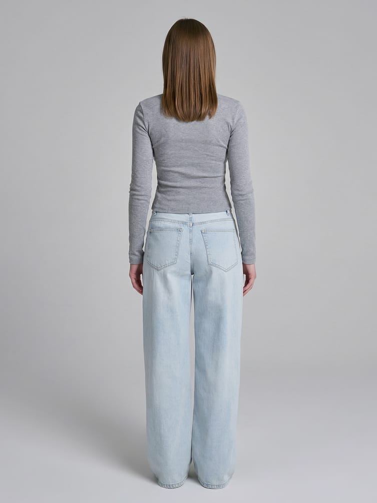 Джинсы широкие с вареным эффектом