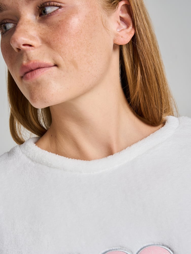 Пижама плюшевая с надписью и брюками