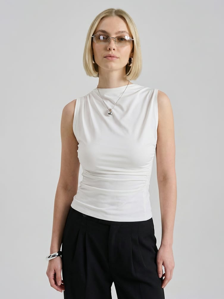 Топ с драпировкой на талии