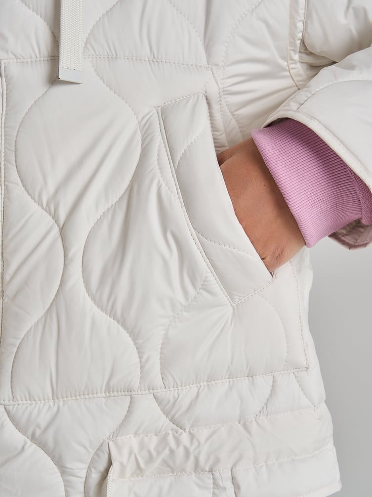 Куртка стеганая с капюшоном