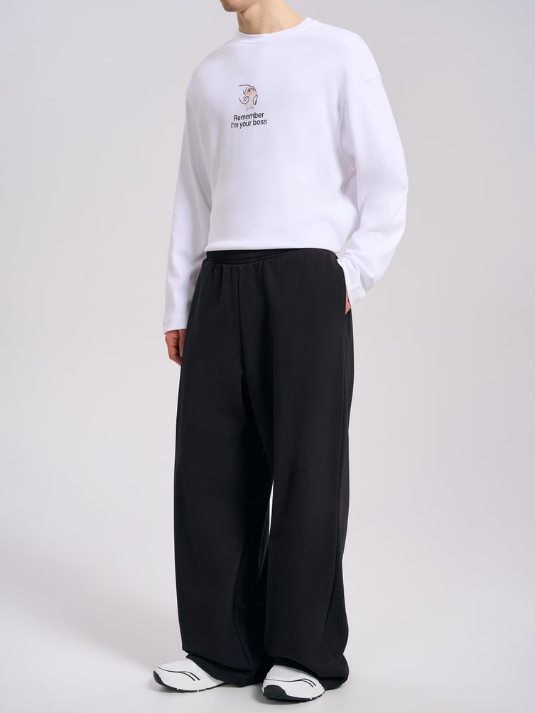 Спортивные брюки широкие на резинке