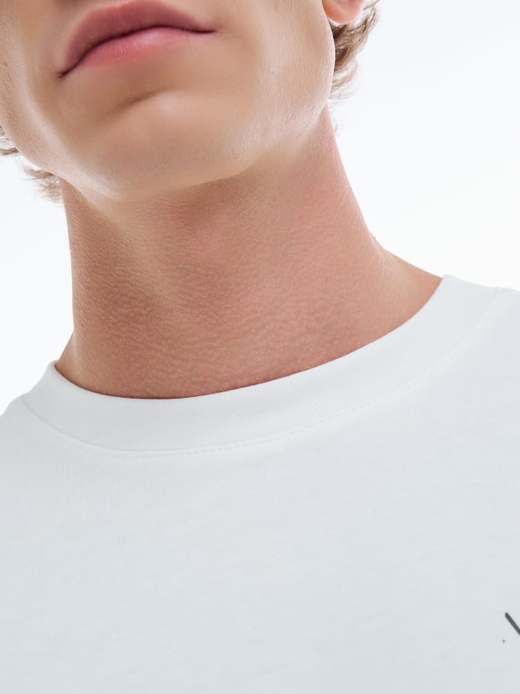 Хлопковая футболка с принтом на спине