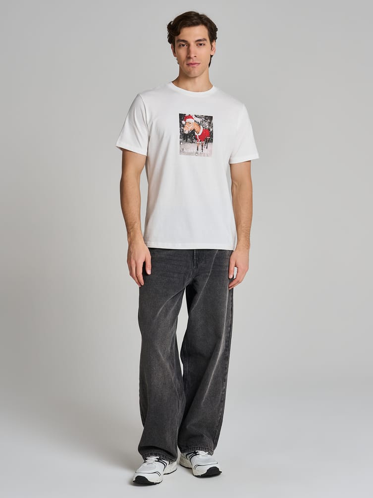 Футболка с новогодним принтом