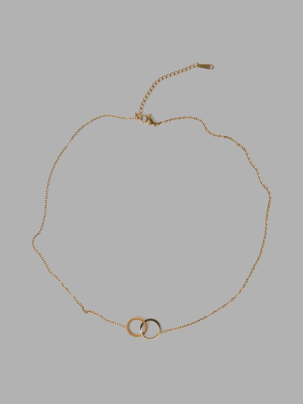 Колье с изысканной подвеской