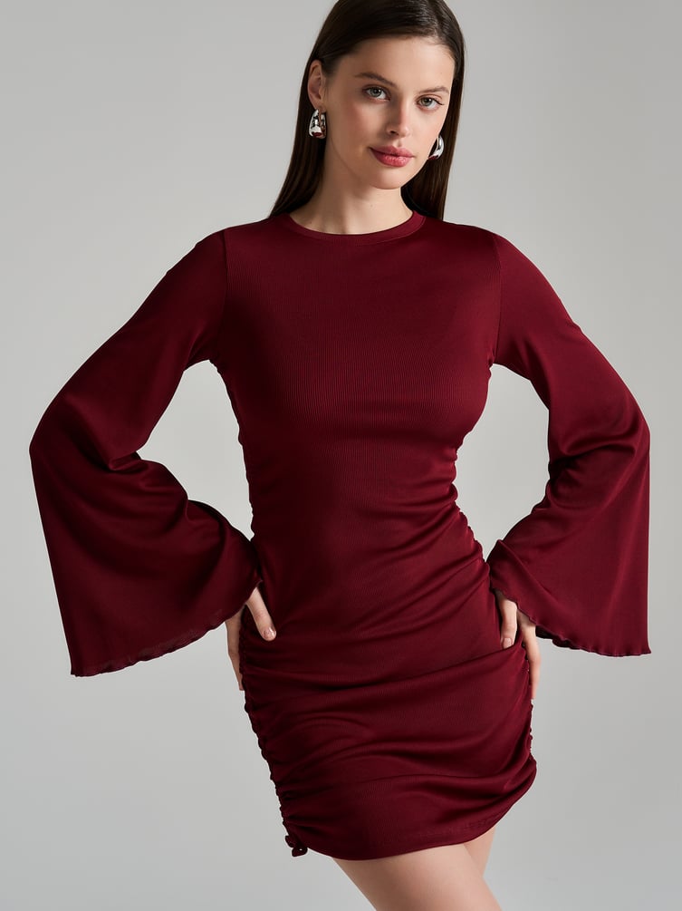 Короткое платье лапша с завязками