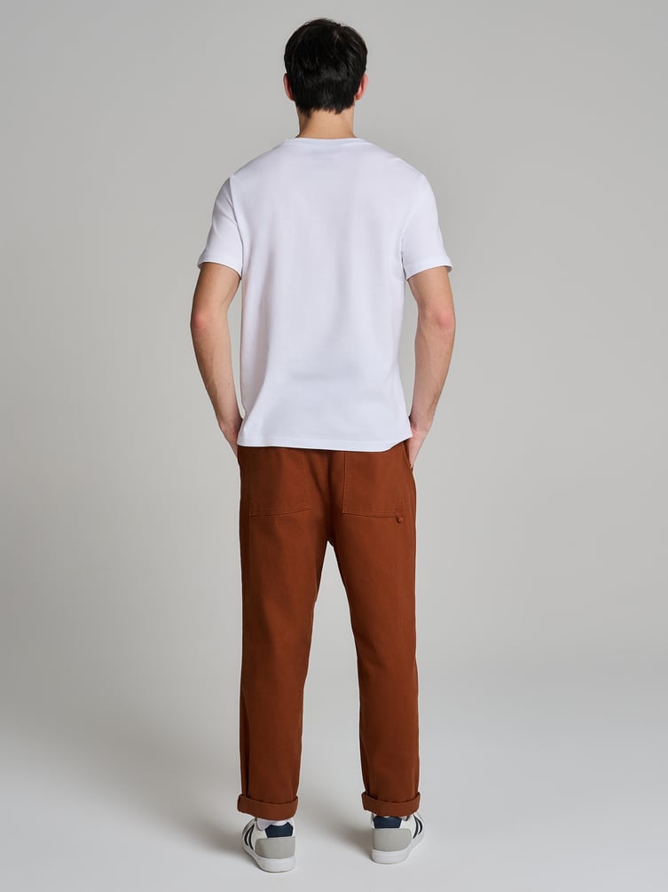 Зауженные укороченные брюки